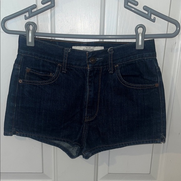ABERCROMBIE & FITCH Denim Blue Women's Shorts size 0, 25 waist - Picture 1 of 8